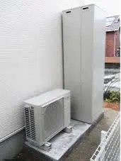 エコキュート・電気温水器のコンクリート基礎作りの基礎ベース完成|福岡市・糸島市のエコキュート・蓄電池・太陽光発電ならエコテックス