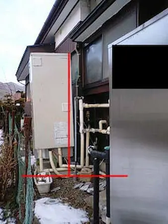 福岡県糸島市南風台K様邸 エコキュートの現場打ち鉄筋コンクリート基礎