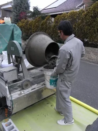 福岡県糸島市南風台K様邸 エコキュートの現場打ち鉄筋コンクリート基礎