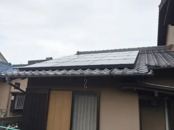 福岡市西区今宿東Ａ様邸 東芝 太陽光発電 5.40KW 27枚丨株式会社エコテックス