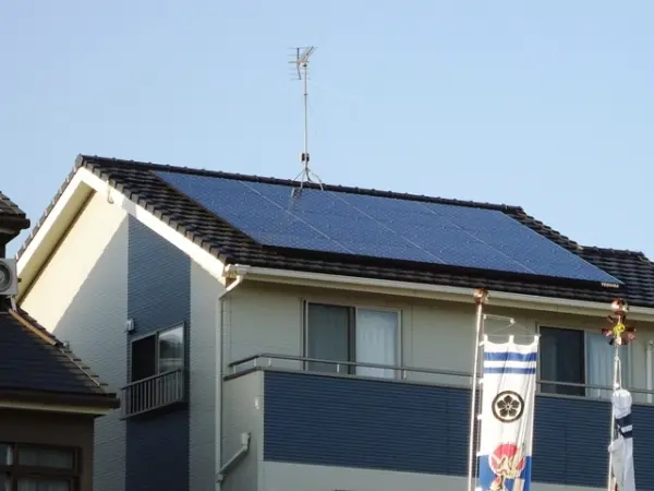 糟屋郡須恵町O様邸 東芝 太陽光発電 4.80KW丨福岡市早良区にあるリフォーム会社 株式会社エコテックス