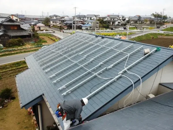 久留米市荒木町O様邸 パナソニック 太陽光発電 8.38KW 36枚丨福岡市早良区にあるリフォーム会社 株式会社エコテックス