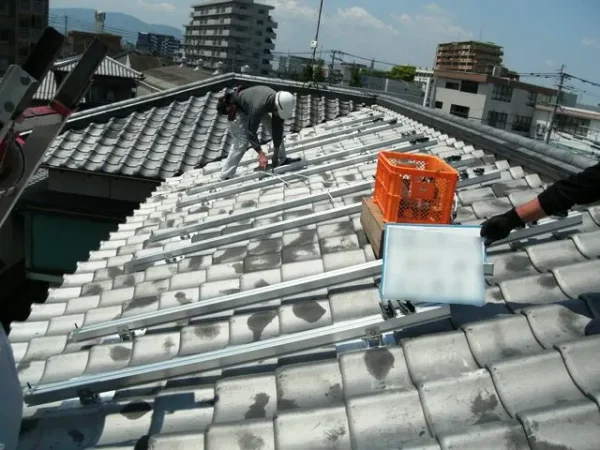福岡市博多区諸岡W様邸 東芝 太陽光発電3.00KW 12枚丨福岡市早良区にあるリフォーム会社 株式会社エコテックス