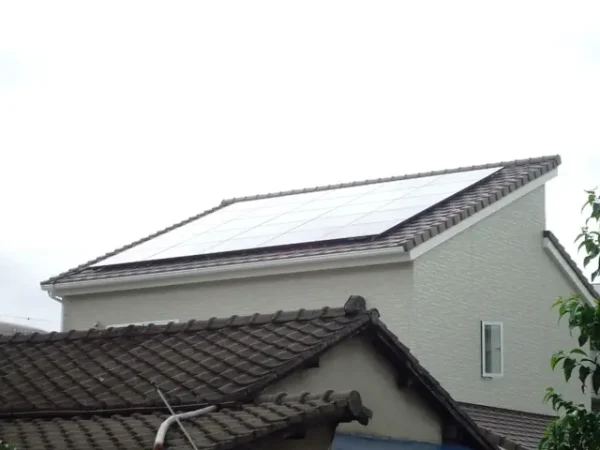 福岡市博多区諸岡T様邸 ソーラーフロンティア 太陽光発電 4.00KW 25枚丨福岡市早良区にあるリフォーム会社 株式会社エコテックス