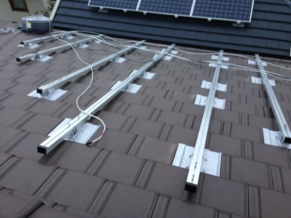 福岡市西区西の丘N様邸 パナソニック 太陽光発電 6.00KW 25枚丨福岡市早良区にあるリフォーム会社 株式会社エコテックス