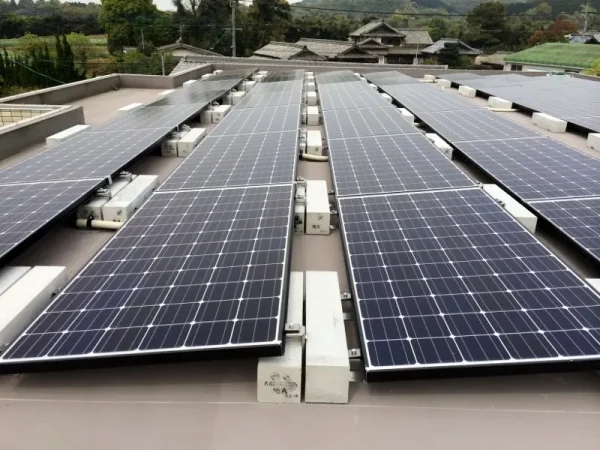 糸島市志摩T様邸 パナソニック太陽光発電 10.08KW 42枚丨福岡市早良区にあるリフォーム会社 株式会社エコテックス