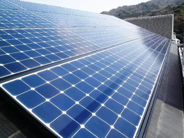 福岡市早良区梅林H様邸 東芝 太陽光発電 5.76KW丨福岡市早良区にあるリフォーム会社 株式会社エコテックス