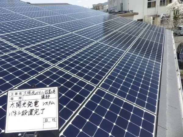 糸島市前原南H様邸 東芝 太陽光発電 10.25KW 41枚丨福岡市早良区にあるリフォーム会社 株式会社エコテックス