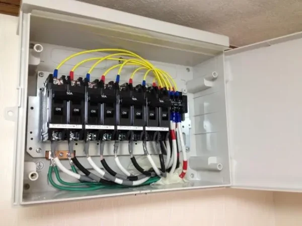 大野城市月の浦S様邸 パナソニック 太陽光発電 4.37KW 19枚丨福岡市早良区にあるリフォーム会社 株式会社エコテックス
