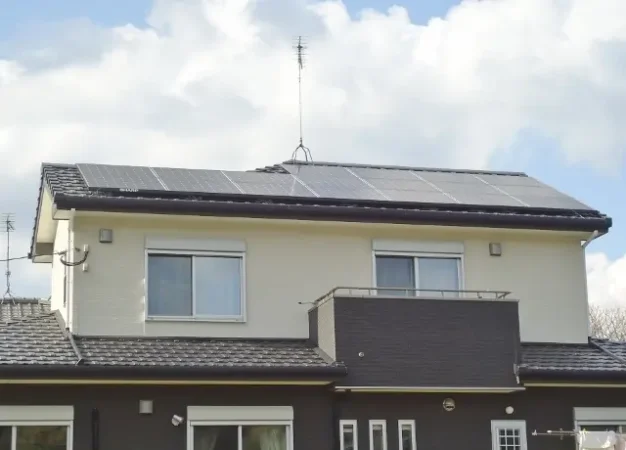 糟屋郡宇美町Y様邸 シャープ 太陽光発電システム 3.60KW 18枚丨福岡市早良区にあるリフォーム会社 株式会社エコテックス