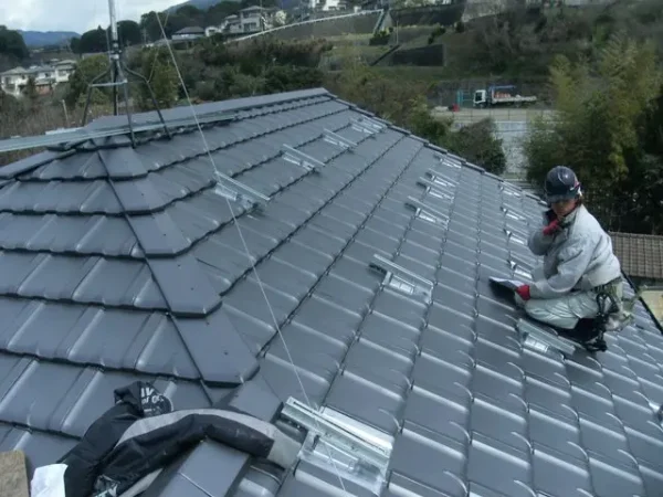 糟屋郡宇美町Y様邸 シャープ 太陽光発電システム 3.60KW 18枚丨福岡市早良区にあるリフォーム会社 株式会社エコテックス