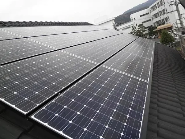 福岡市西区千里T様邸 パナソニック 太陽光発電 4.60KW 20枚丨福岡市早良区にあるリフォーム会社 株式会社エコテックス