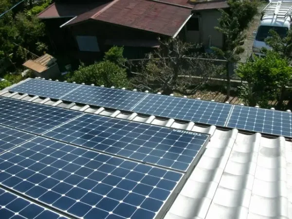糸島市池田N様邸 東芝 太陽光発電 4.80KW丨福岡市早良区にあるリフォーム会社 株式会社エコテックス