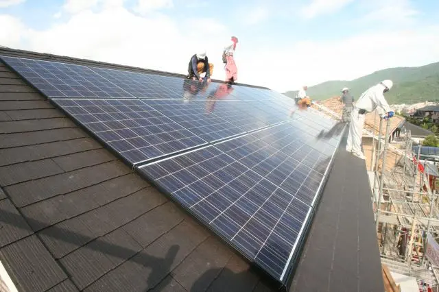福岡市西区室見が丘I邸 シャープ 太陽光発電 4.89KW 30枚丨福岡市早良区にあるリフォーム会社 株式会社エコテックス