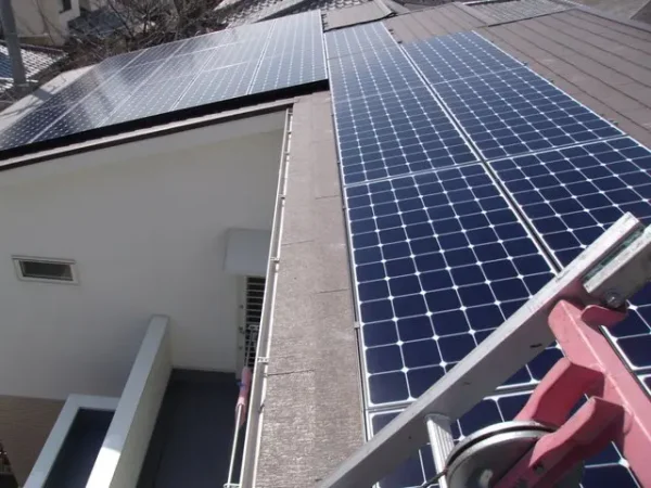 福岡市早良区原K様邸 東芝 太陽光発電システム 6.00KW 24枚丨福岡市早良区にあるリフォーム会社 株式会社エコテックス