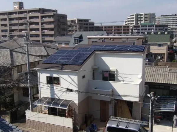 福岡市早良区原K様邸 東芝 太陽光発電システム 6.00KW 24枚丨福岡市早良区にあるリフォーム会社 株式会社エコテックス