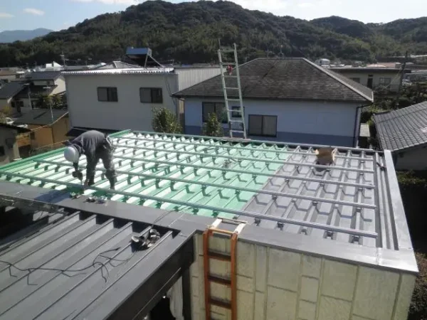 糸島市加布里N様邸 イワテック 太陽光発電 3.60KW丨福岡市早良区にあるリフォーム会社 株式会社エコテックス