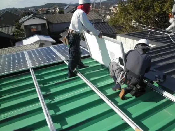 糸島市加布里N様邸 イワテック 太陽光発電 3.60KW丨福岡市早良区にあるリフォーム会社 株式会社エコテックス