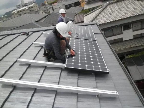 福岡市西区横浜I様邸 東芝 太陽光発電 4.20KW 20枚丨福岡市早良区にあるリフォーム会社 株式会社エコテックス