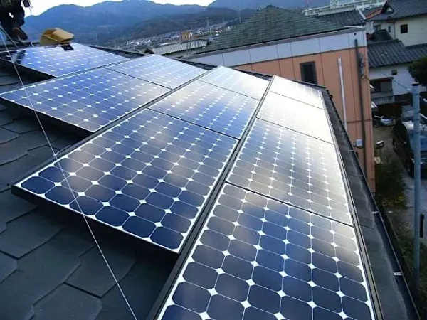 福岡市早良区田隈T様邸 東芝 太陽光発電 5.25KW丨福岡市早良区にあるリフォーム会社 株式会社エコテックス
