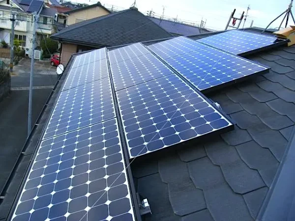 福岡市早良区田隈T様邸 東芝 太陽光発電 5.25KW丨福岡市早良区にあるリフォーム会社 株式会社エコテックス